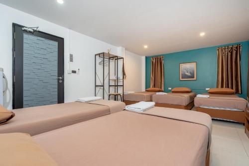 Postel nebo postele na pokoji v ubytování Black Pantera Hostel