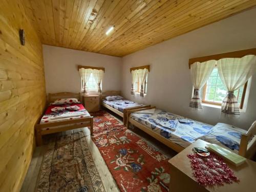Postel nebo postele na pokoji v ubytování Guesthouse Prebibaj