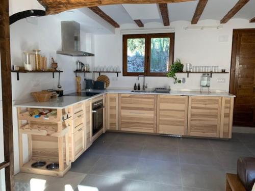 A kitchen or kitchenette at Casa Valleta
