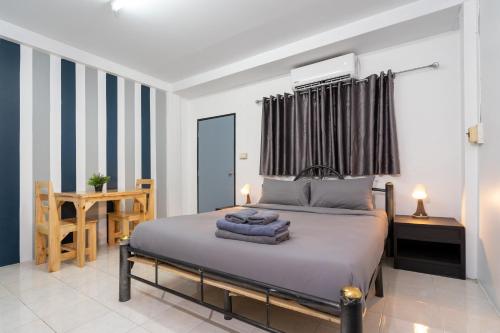 Postel nebo postele na pokoji v ubytování Black Pantera Hostel