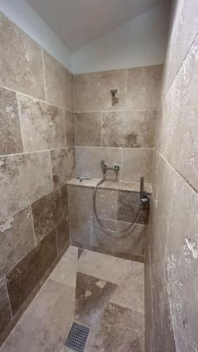 Photo de la galerie de l'établissement La Terrasse Collongue, à Lourmarin