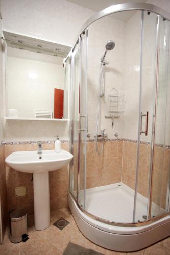 Bonus Apartments – Photos 2