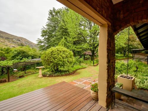 Сад в Rooiland Clarens