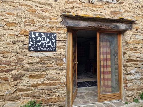 Gambar di galeri bagi Le camélia de la mazarié di Saint-Vincent
