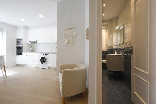 Køkken eller tekøkken på Apartment in Donostia well connected downtown