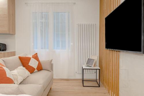Malasaña XI 3BR 3BH