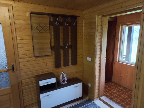 Ванна кімната в Садиба Федорчуків За рікою
