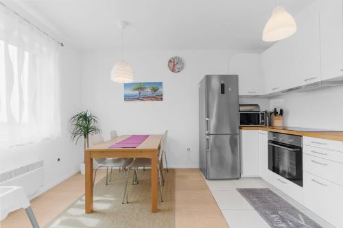 Apartment White