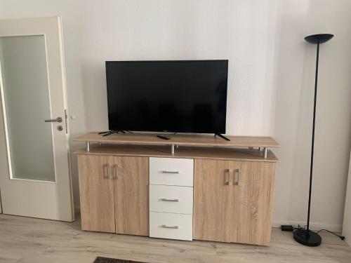 TV a/nebo společenská místnost v ubytování LEA Apartments Zentrum Ost mit Stellplatz