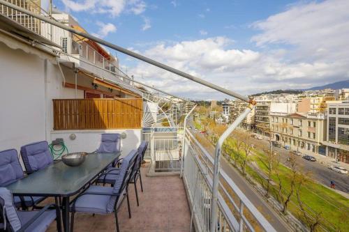 City view roof top apt 10min from Acropolis museum