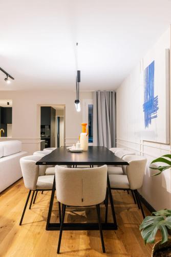 Grand 200m Luxury Residence - 4 EnSuites - Gran Vía Quiet
