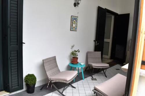 Area soggiorno di Chez Angelina - De Vivo Realty Positano