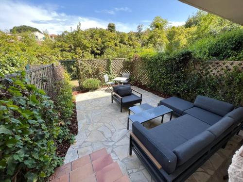 Appartement avec jardin au coeur de Saint-Tropez.