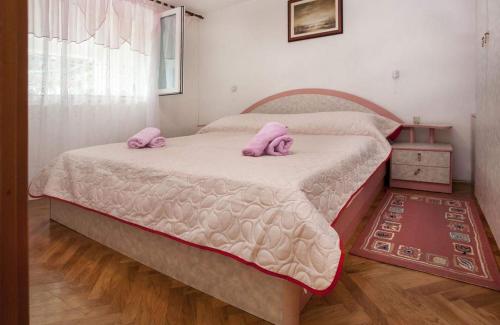 Apartments with parking space Rovinj - 21107