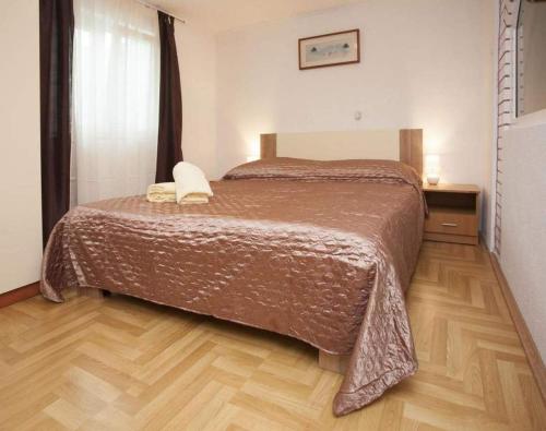 Apartments with parking space Rovinj - 21107
