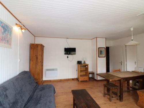 Appartement 2 pièces, skis aux pieds, balcon sud-ouest, animaux acceptés