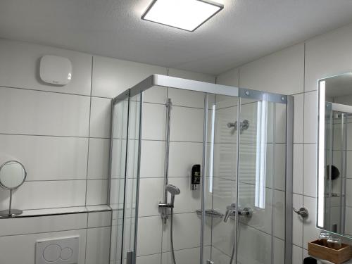Un baño de Gästehaus Forggensee