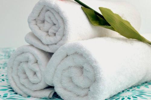 Coastal Chic 1BR Wi-fi/CableTV/Pool SHORE2 opp MOA