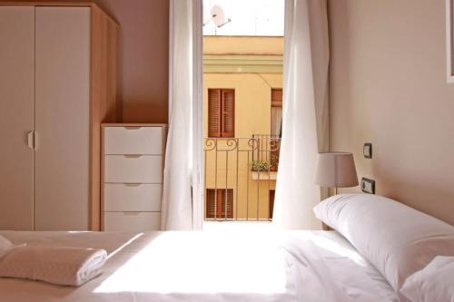 BeBarceloner Sants Apartments - 2 bedrooms
