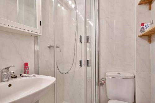 BeBarceloner Sants Apartments - 2 bedrooms