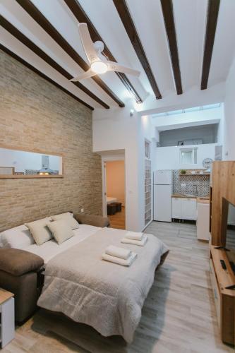 One&Lux San Luis Feel at Home in a Renovated Apartment