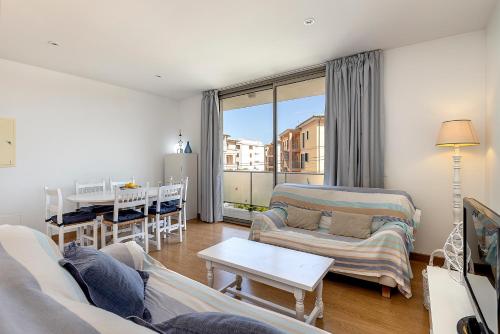 Posedenie v ubytovaní Apartamento GAVINA 1B - a 400m de la playa