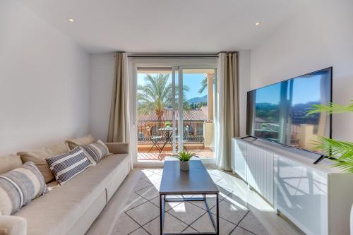 VB Palm Avenue 1BDR Apt