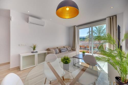 VB Palm Avenue 1BDR Apt