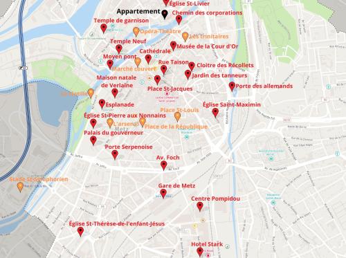 Zdjęcie z galerii obiektu Une vue les pieds dans l'eau w Metz
