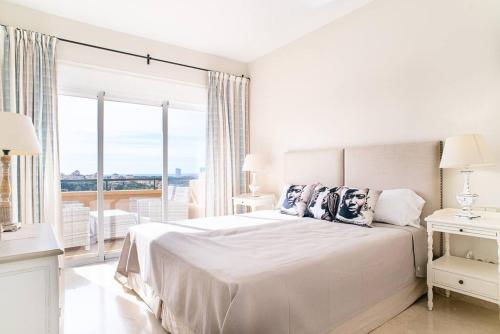 Great View Apartment in Elviria