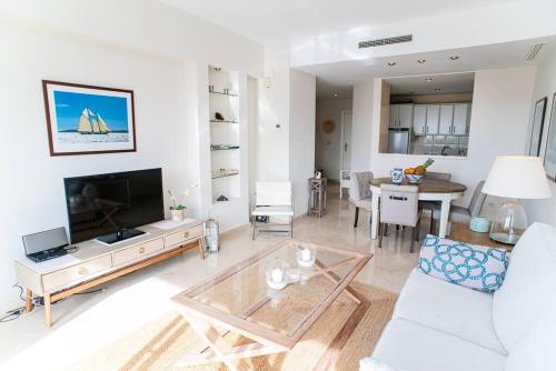 Great View Apartment in Elviria