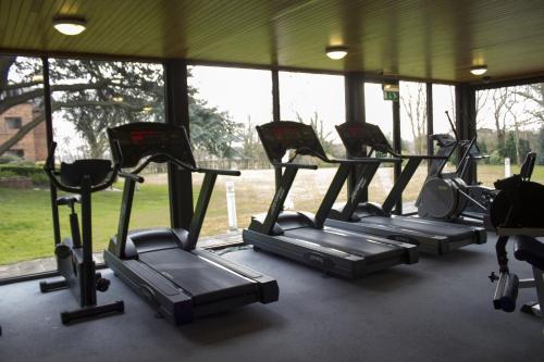 Gimnasio o equipo deportivo en Mercure Hull Grange Park Hotel