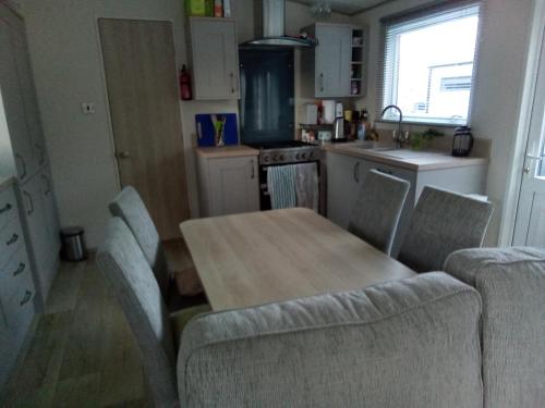 ペイントンにあるHoburne Devon Bay stunning 3 bed luxury lodge in Woodland Groveのギャラリーの写真