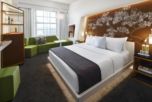 Hotel Washington Image