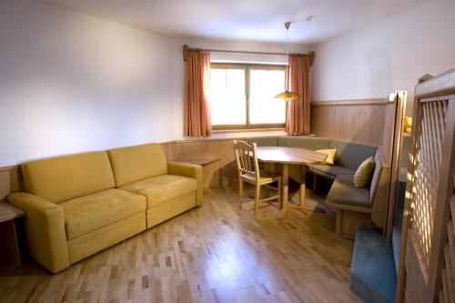 Ruang duduk di Appartements Birnbaumer
