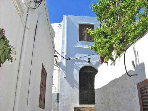 Το κτήριο όπου στεγάζεται  το διαμέρισμα