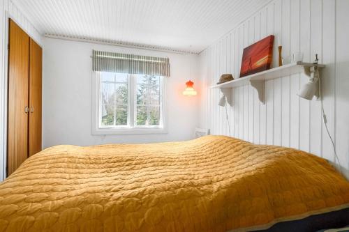 Postel nebo postele na pokoji v ubytování Authentic Holiday Home Close To The Beach