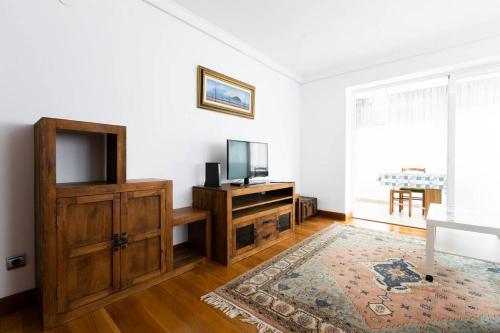 Gallery image of Zurubi-gain. Basquenjoy in Hondarribia