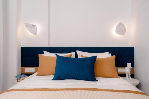 Margaret Luxury Suitesにあるベッド