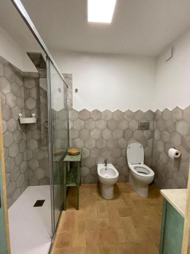 Ένα μπάνιο στο Casa la Rosa