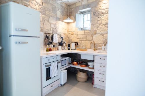 Dapur atau dapur kecil di The Windmill Villa