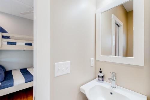 Bilik mandi di Rehoboth Royal Fisher St