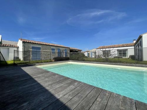Grande Villa 5 Ch. avec Piscine Privée, Jardin, Proche Mer et Centre - Classée 3 Étoiles - FR-1-246A-226