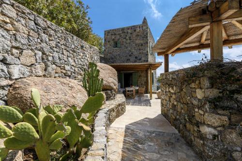 Φωτογραφία από το άλμπουμ του Aquadise Seaview Pool Villa - Three Bedrooms στη Μύκονο Χώρα