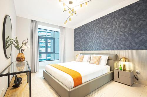 Krevet ili kreveti u jedinici u okviru objekta Luxurious 1 Bed -Connected to Dubai Mall