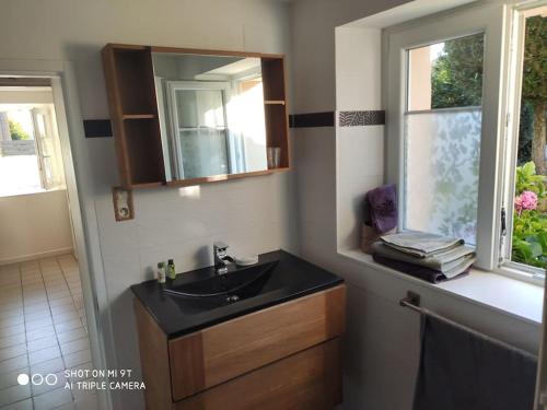 Kuchyň nebo kuchyňský kout v ubytování AUX 2 LACS Gîte
