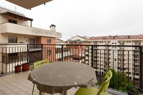 GuestHost - Milano-Rubattino Comfy APT - with 2 Terrace