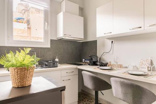 Stylish and central apt near Acropolis - Avdi square