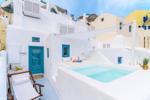 Villa con piscina en Santorini en Aristos Life Luxury Cave Villas, en Oia