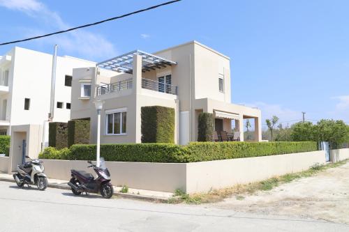Gallery image of Evimerou Villa in Kos Town